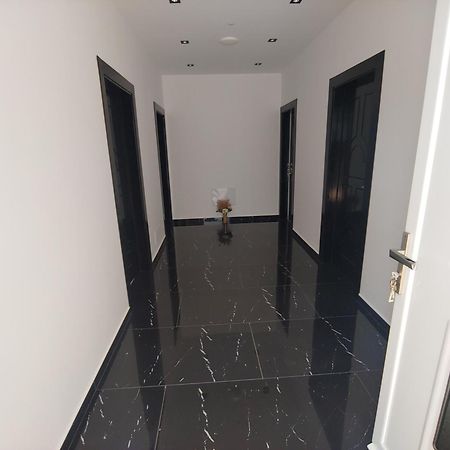 קסאמיל Villa Leonel Zeka מראה חיצוני תמונה